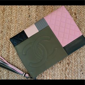 Chanel O Case pouch used once Large